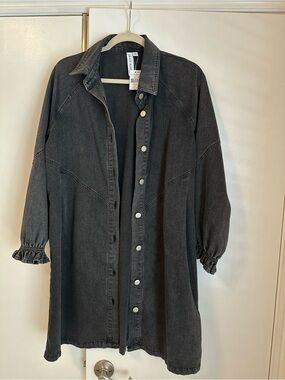 Dark Gray Button-Front Denim Shirt Jacket/dress.Size Small